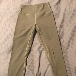 Til You Collapse scrunch booty leggings